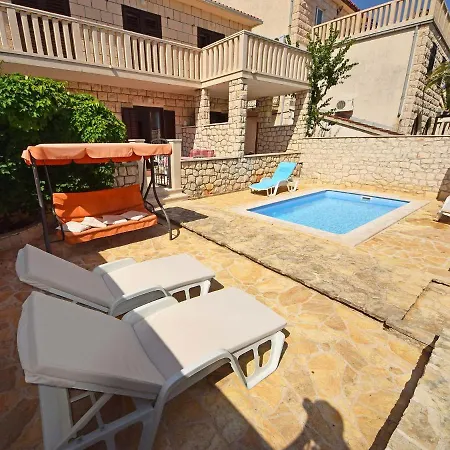 Apartment Marija By Interhome Supetar